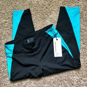 NWT Black and Aqua Second Skin Athletic Leggings L